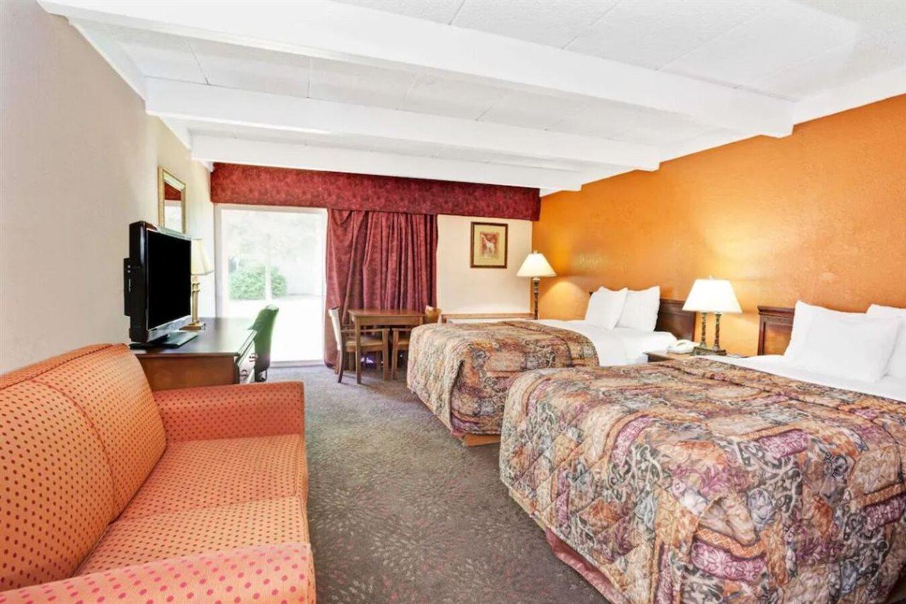 Days Inn By Wyndham Ann Arbor Dış mekan fotoğraf